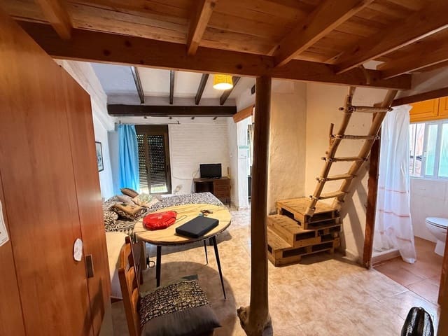 8 soverom Leilighet til salgs i Córdoba by - € 320 000 (Ref: 9839334)