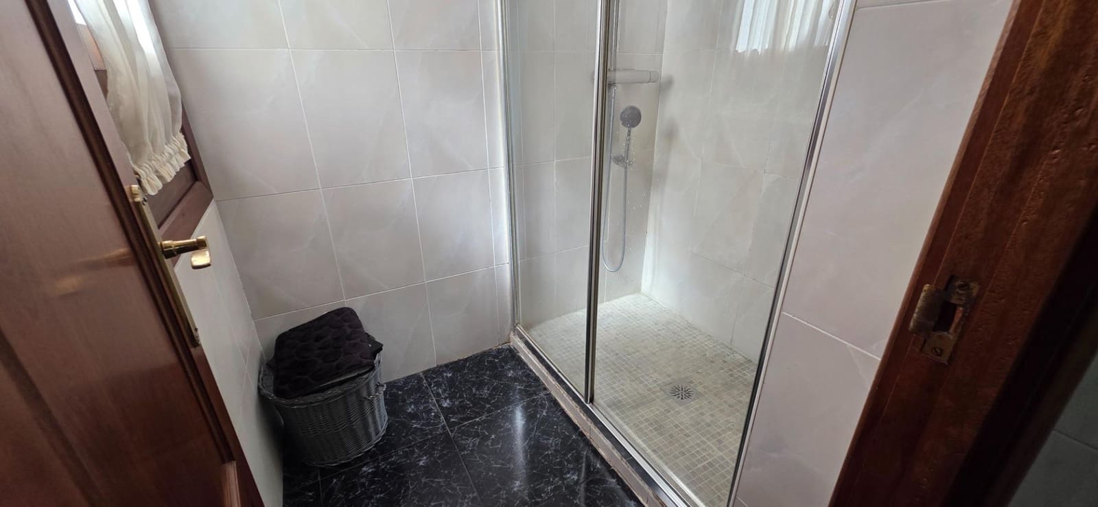 Casa de 5 habitaciones en Córdoba ciudad en venta con garaje - 385.000 € (Ref: 9840380)
