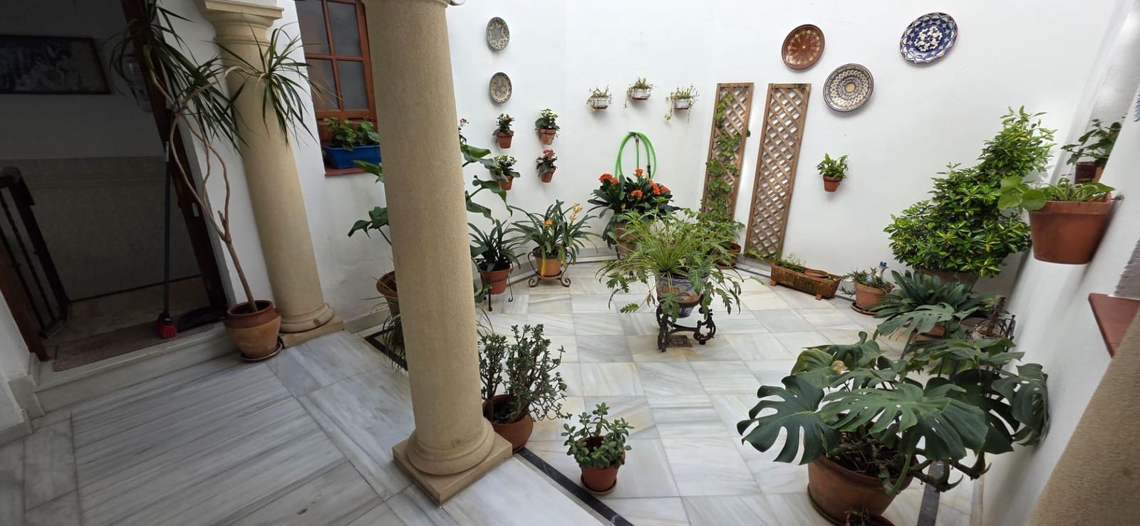 Casa de 5 habitaciones en Córdoba ciudad en venta con garaje - 385.000 € (Ref: 9840380)