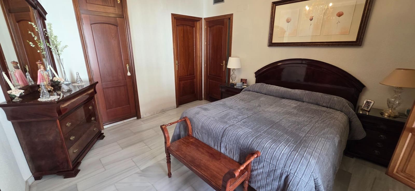 Casa de 5 habitaciones en Córdoba ciudad en venta con garaje - 385.000 € (Ref: 9840380)