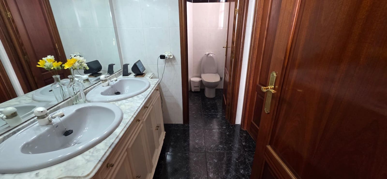 Casa de 5 habitaciones en Córdoba ciudad en venta con garaje - 385.000 € (Ref: 9840380)