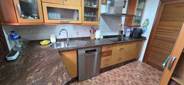 Casa de 5 habitaciones en La Magdalena, Córdoba ciudad en venta con garaje - 385.000 € (Ref: 9840380)