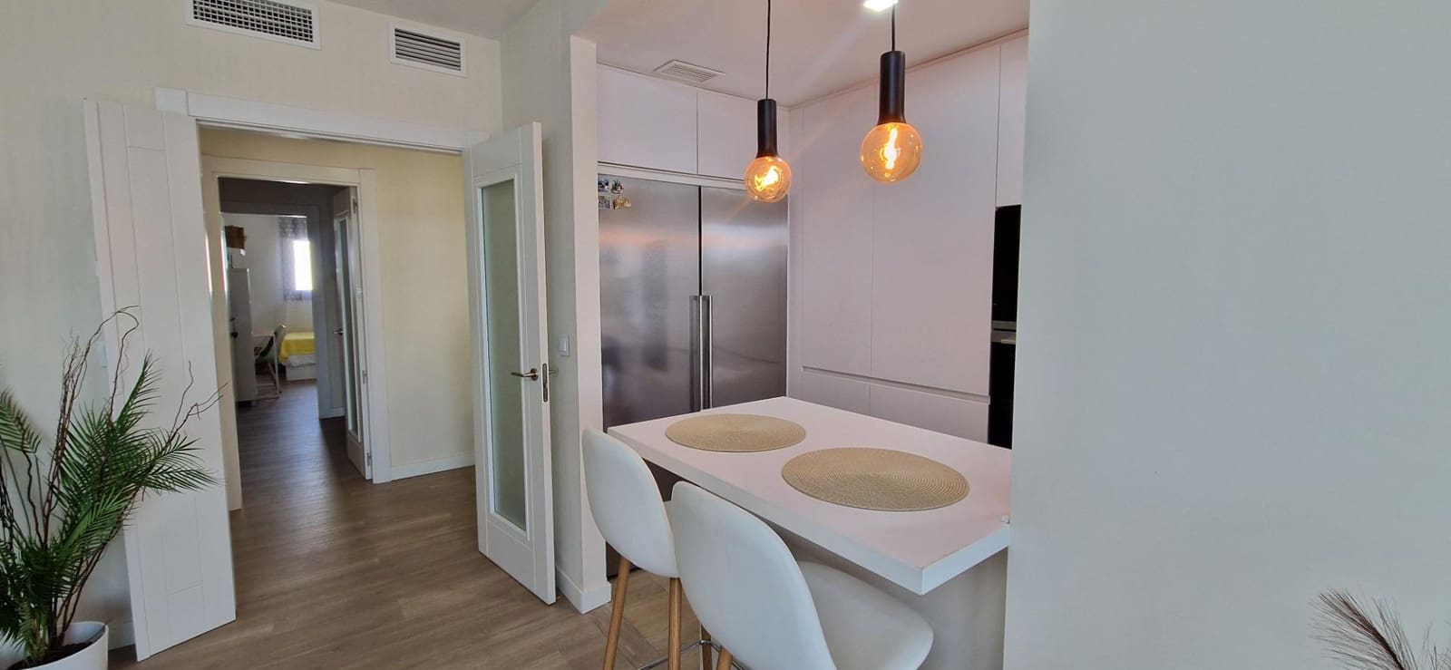 3 bedroom Flat for sale in Cordoba city with pool garage - € 335,000 (Ref: 9840935)