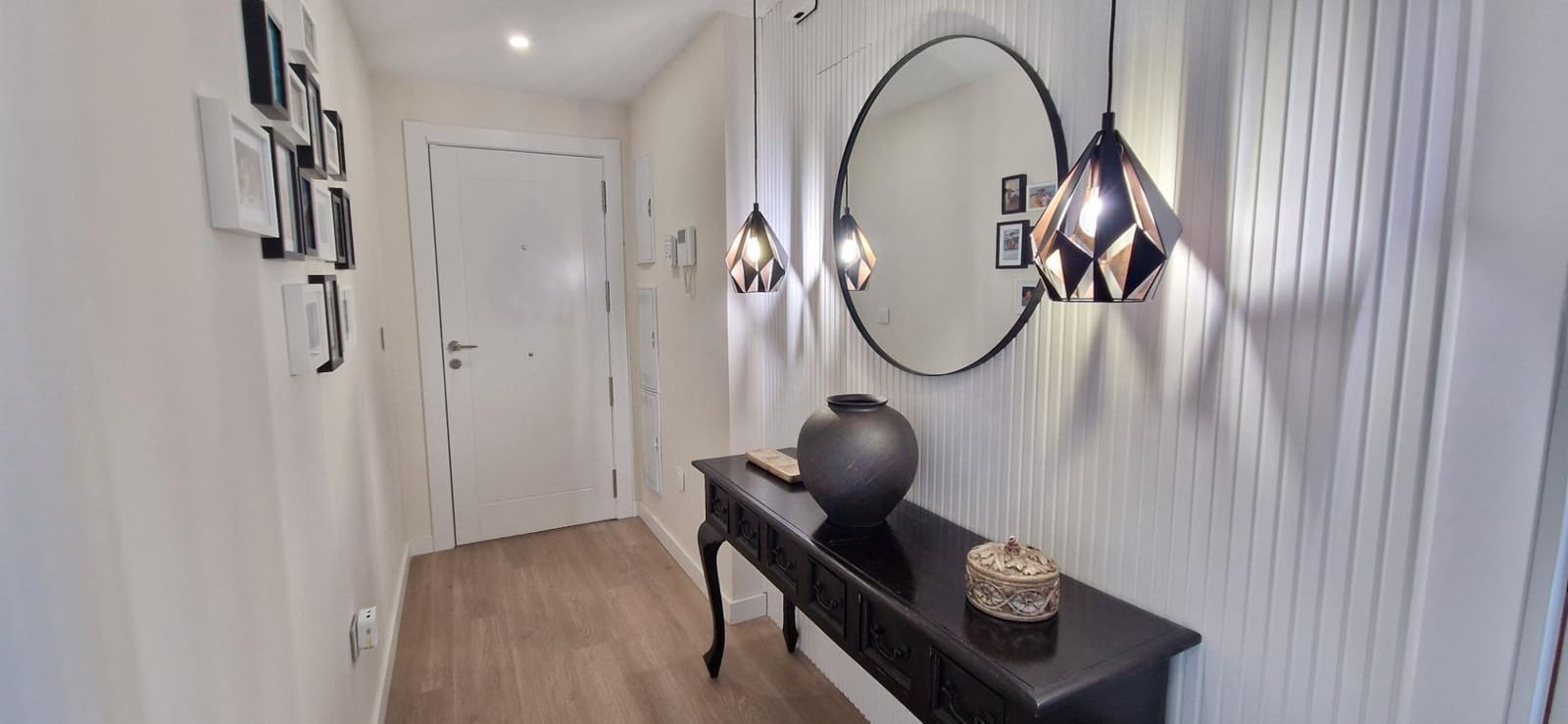 3 bedroom Flat for sale in Cordoba city with pool garage - € 335,000 (Ref: 9840935)