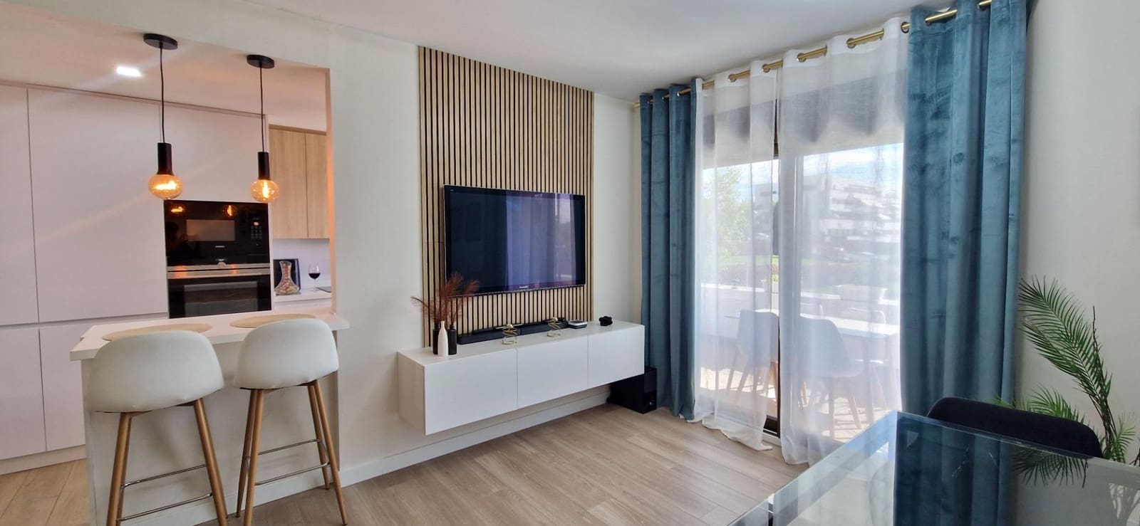 3 bedroom Flat for sale in Cordoba city with pool garage - € 335,000 (Ref: 9840935)