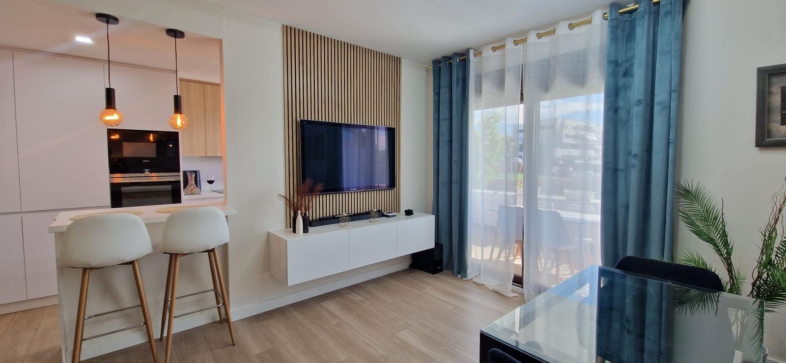 3 bedroom Flat for sale in Cordoba city with pool garage - € 335,000 (Ref: 9840935)