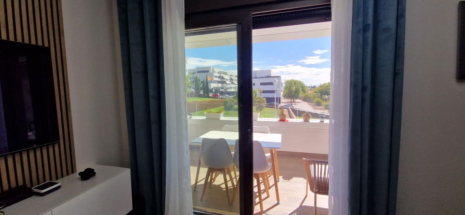 3 bedroom Flat for sale in Cordoba city with pool garage - € 335,000 (Ref: 9840935)