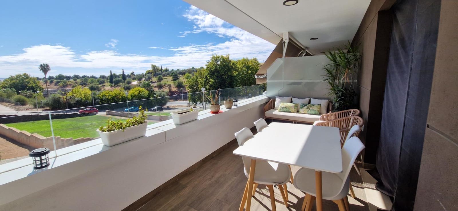 3 bedroom Flat for sale in Cordoba city with pool garage - € 335,000 (Ref: 9840935)