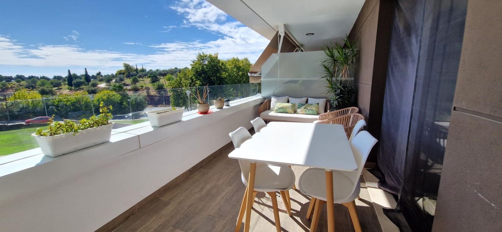 3 bedroom Flat for sale in Cordoba city with pool garage - € 335,000 (Ref: 9840935)