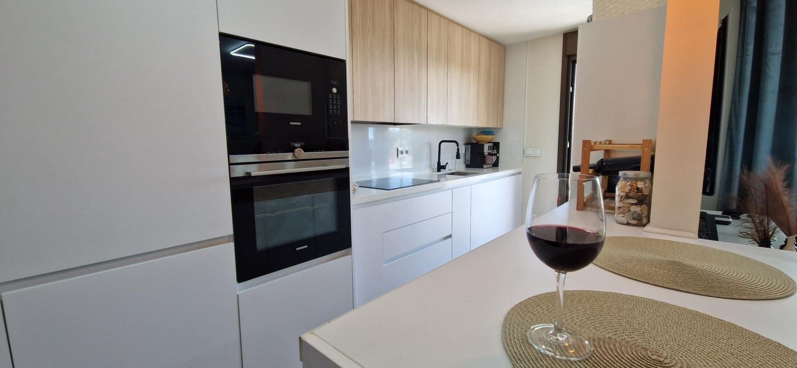 3 bedroom Flat for sale in Cordoba city with pool garage - € 335,000 (Ref: 9840935)