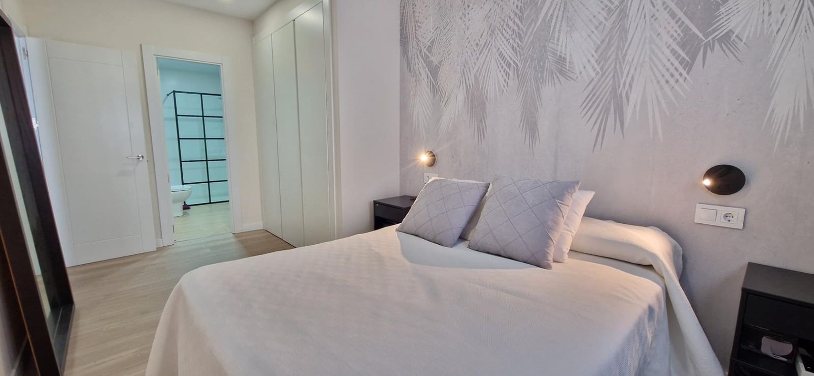 3 bedroom Flat for sale in Cordoba city with pool garage - € 335,000 (Ref: 9840935)