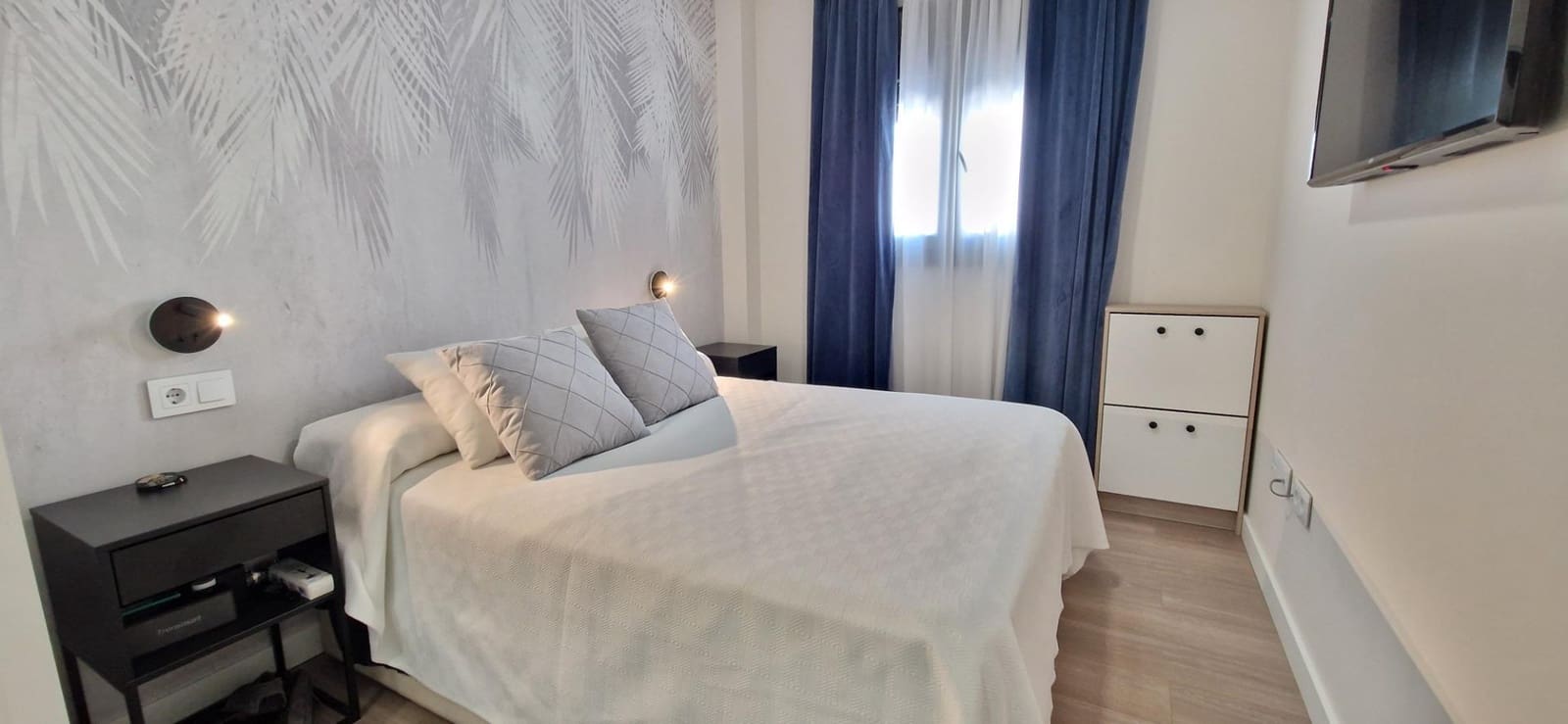 3 bedroom Flat for sale in Cordoba city with pool garage - € 335,000 (Ref: 9840935)