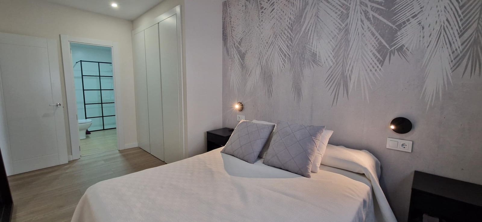 3 bedroom Flat for sale in Cordoba city with pool garage - € 335,000 (Ref: 9840935)