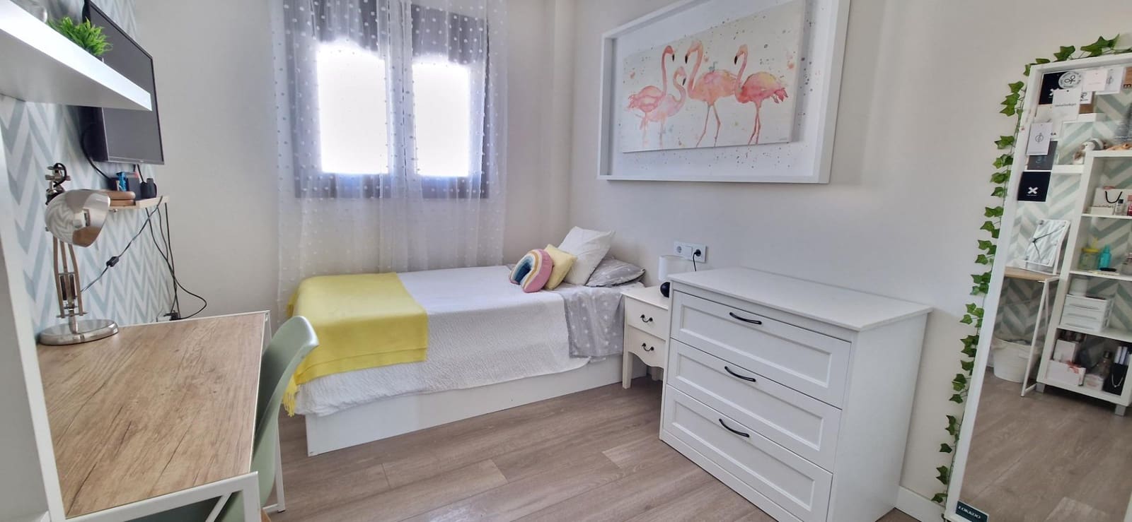 3 bedroom Flat for sale in Cordoba city with pool garage - € 335,000 (Ref: 9840935)