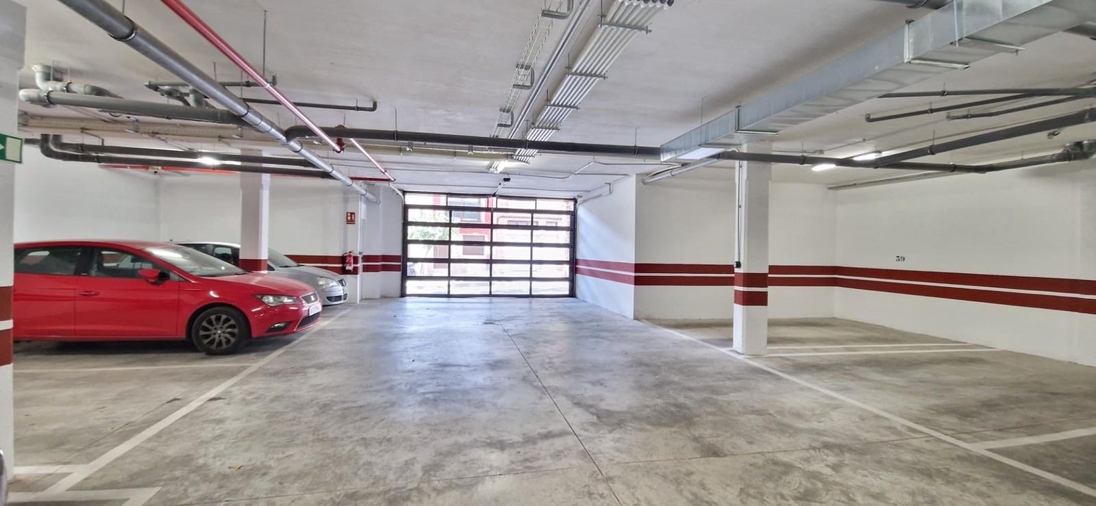 3 bedroom Flat for sale in Cordoba city with pool garage - € 335,000 (Ref: 9840935)