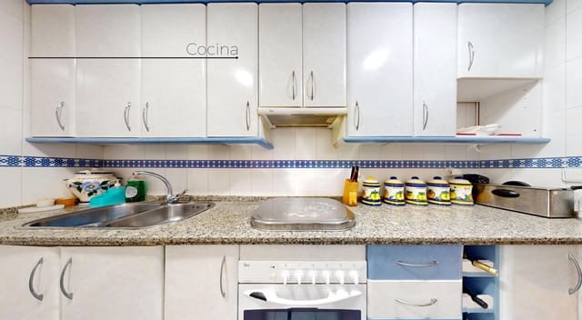 3 soveværelse Lejlighed til salg i Fátima, Córdoba by med garage - € 194.500 (Ref: 9843475)