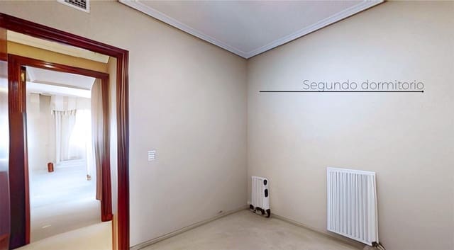 3 soveværelse Lejlighed til salg i Fátima, Córdoba by med garage - € 194.500 (Ref: 9843475)