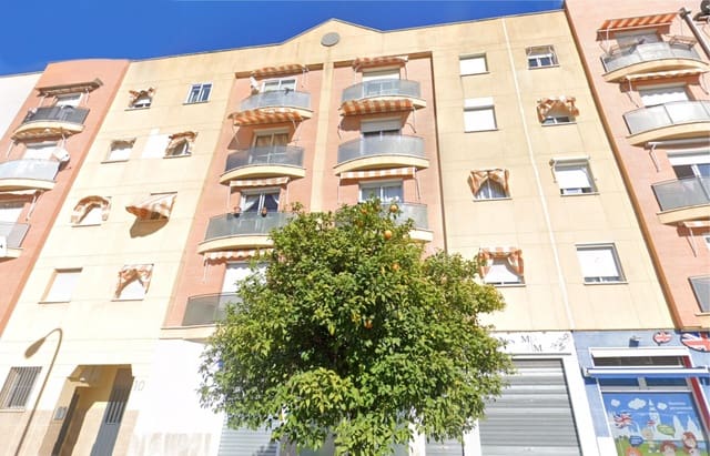 3 soveværelse Lejlighed til salg i Fátima, Córdoba by med garage - € 194.500 (Ref: 9843475)