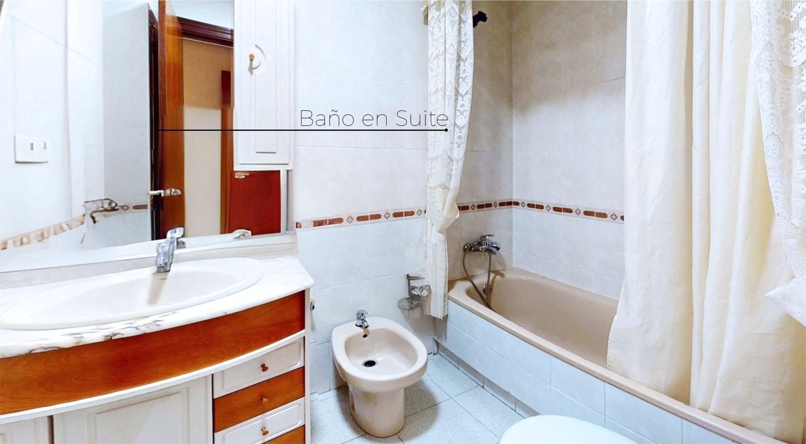 3 soveværelse Lejlighed til salg i Cordoba by med garage - € 194.500 (Ref: 9843475)