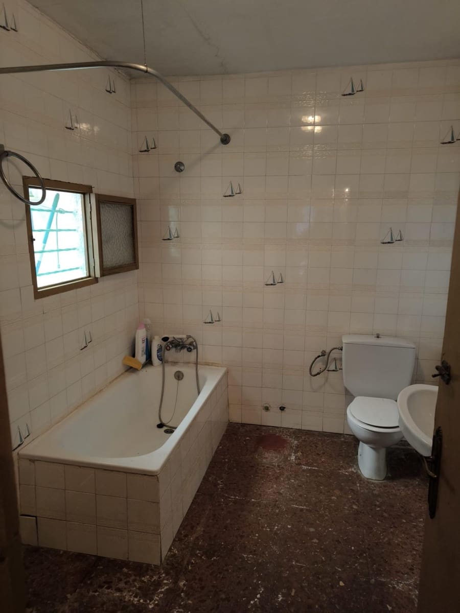 Casa de 3 habitaciones en Fuente Obejuna en venta - 50.000 € (Ref: 9843476)