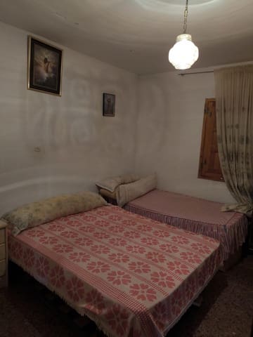 Casa de 3 habitaciones en Fuente Obejuna en venta - 50.000 € (Ref: 9843476)
