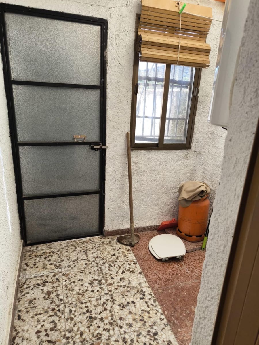 Casa de 3 habitaciones en Fuente Obejuna en venta - 50.000 € (Ref: 9843476)