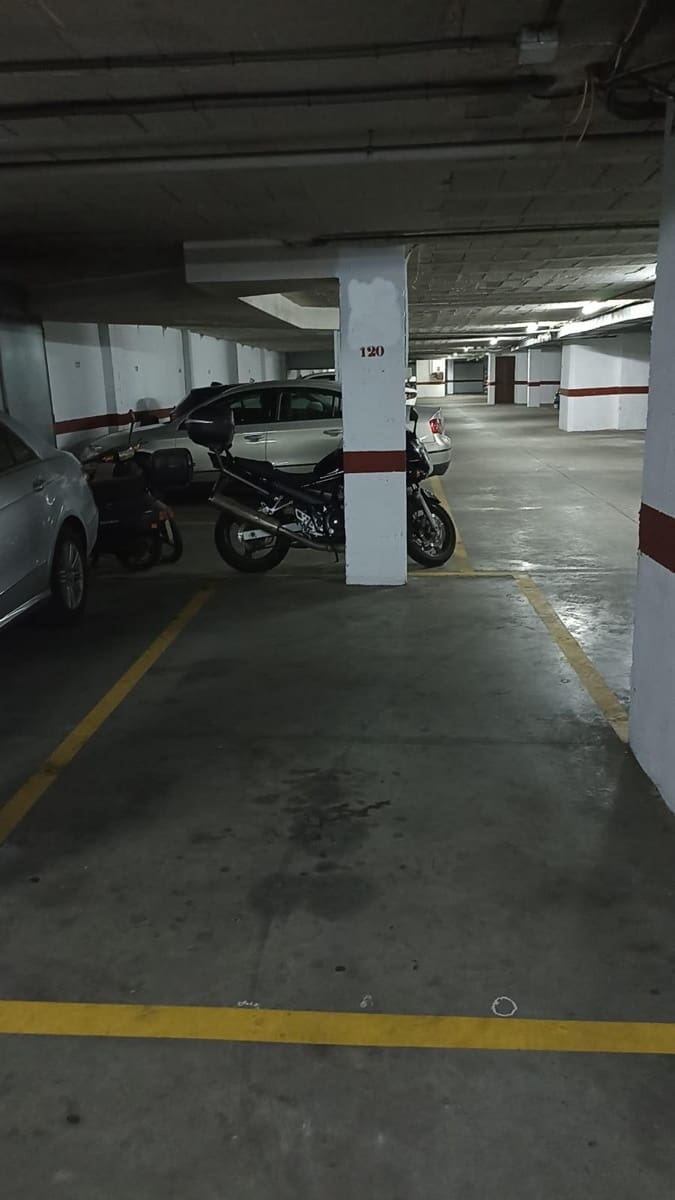 Garage for sale in Cordoba city - € 12,000 (Ref: 9843477)
