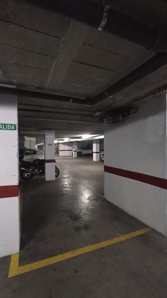 Garage for sale in Cordoba city - € 12,000 (Ref: 9843477)