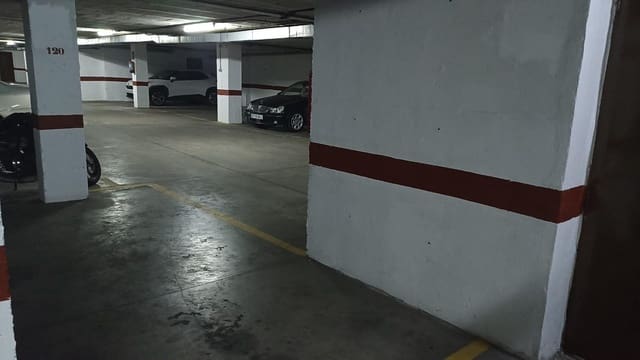 Garage à vendre à Cordoue ville - 12 000 € (Ref: 9843477)