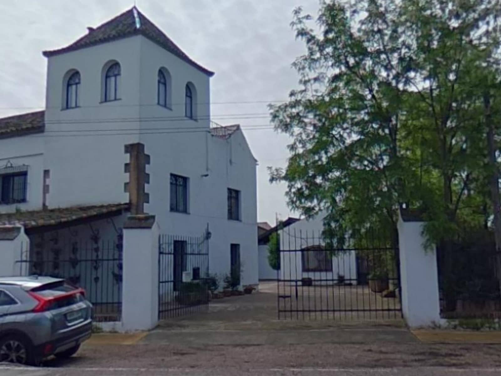 10 bedroom Villa for sale in Posadas with garage - € 550,000 (Ref: 9843478)