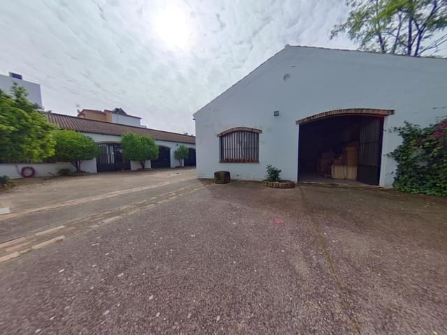 Chalet de 10 habitaciones en Posadas en venta con garaje - 550.000 € (Ref: 9843478)