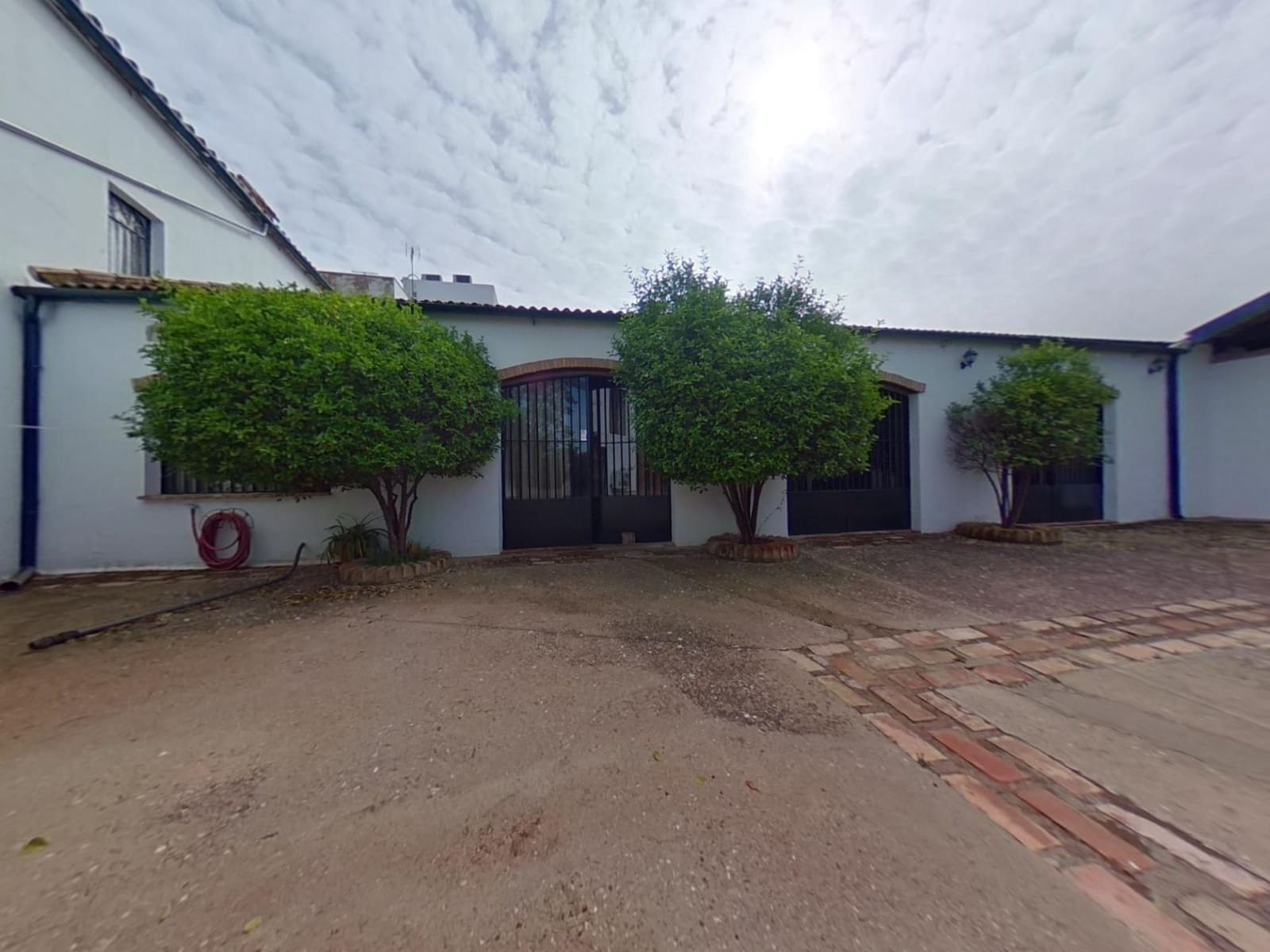 10 bedroom Villa for sale in Posadas with garage - € 550,000 (Ref: 9843478)