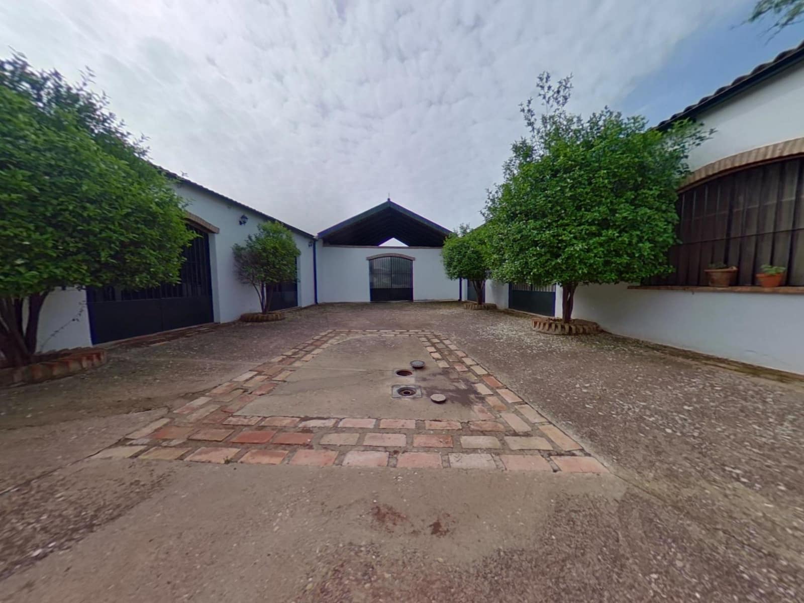 10 bedroom Villa for sale in Posadas with garage - € 550,000 (Ref: 9843478)