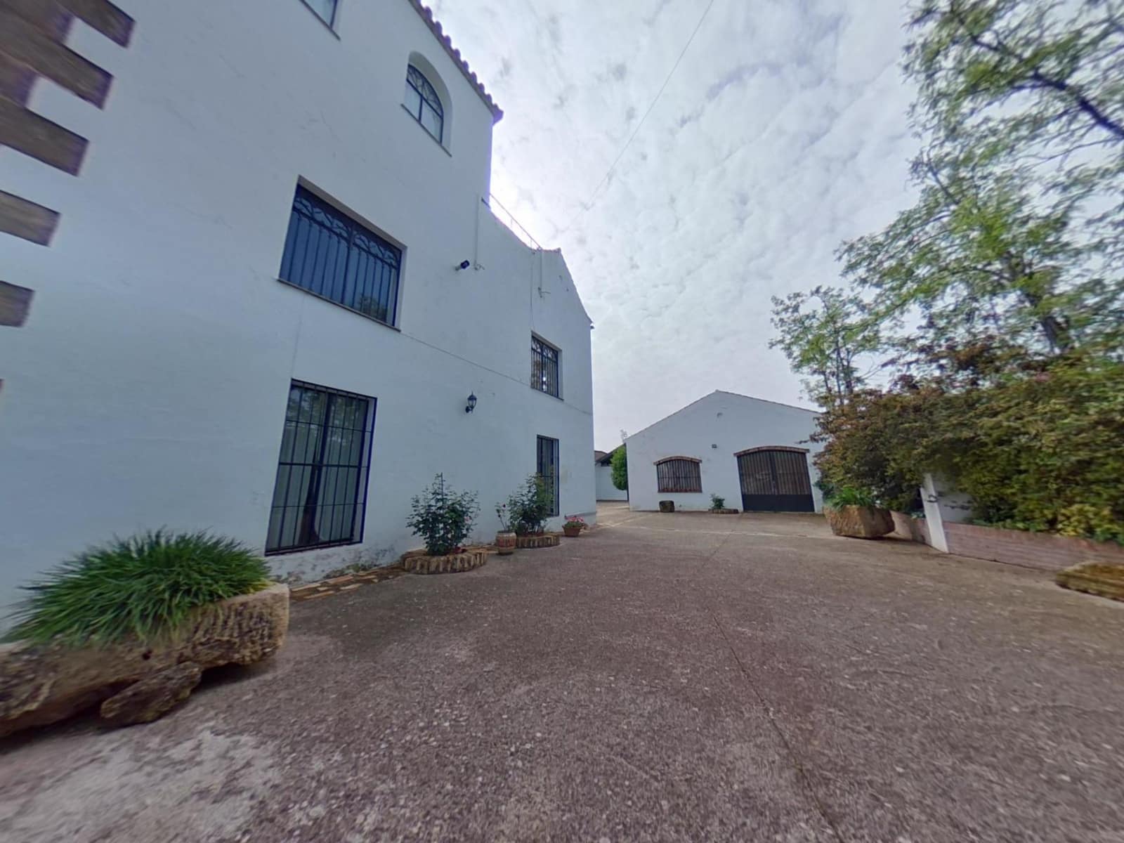 10 bedroom Villa for sale in Posadas with garage - € 550,000 (Ref: 9843478)