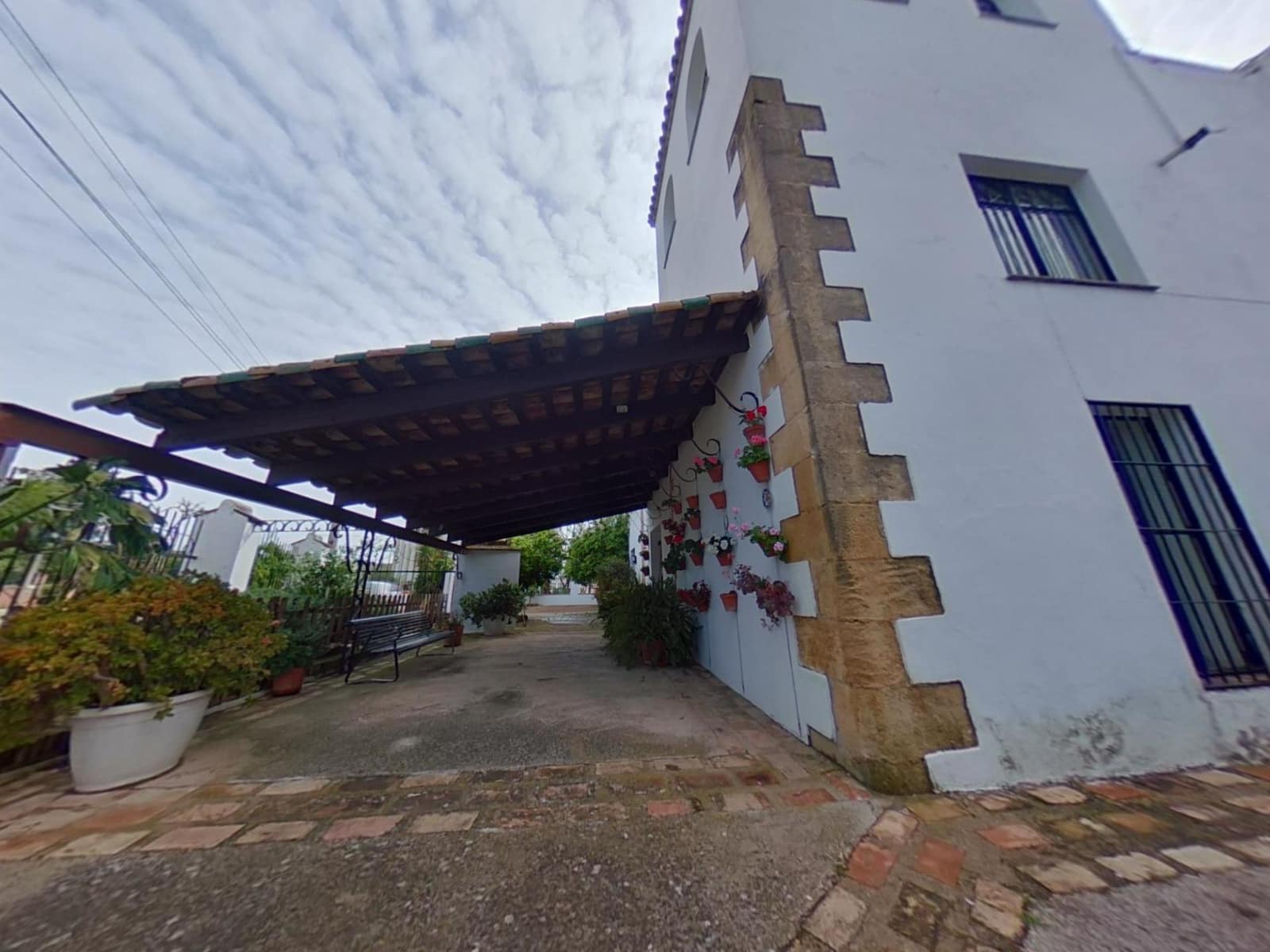10 bedroom Villa for sale in Posadas with garage - € 550,000 (Ref: 9843478)