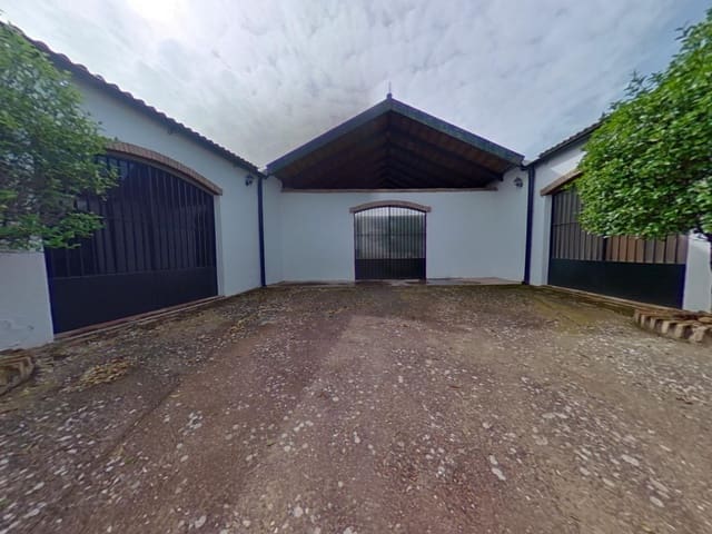 Chalet de 10 habitaciones en Posadas en venta con garaje - 550.000 € (Ref: 9843478)
