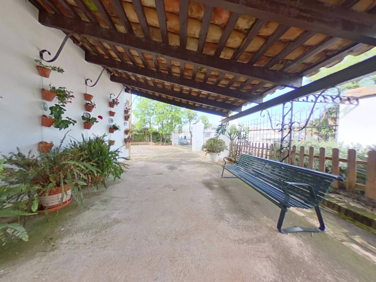 10 bedroom Villa for sale in Posadas with garage - € 550,000 (Ref: 9843478)