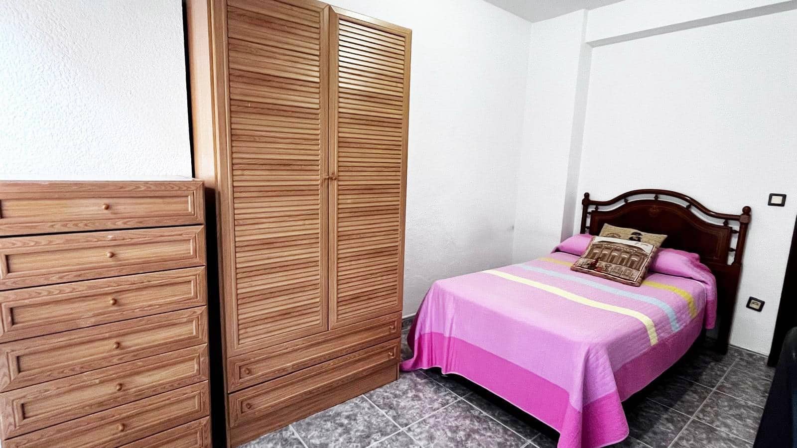 2 soverom Leilighet til salgs i Cordoba by - € 126 500 (Ref: 9846312)