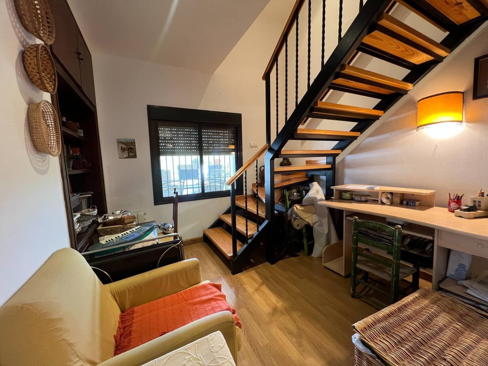7 bedroom Villa for sale in Cordoba city with pool garage - € 365,000 (Ref: 9849467)