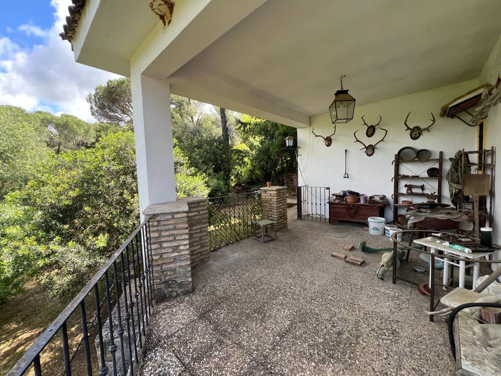 7 bedroom Villa for sale in Cordoba city with pool garage - € 365,000 (Ref: 9849467)