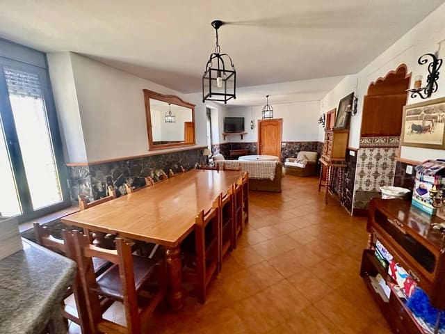 7 slaapkamer Finca/Landhuis te koop in Peñarroya-Pueblonuevo - € 245.000 (Ref: 9849468)