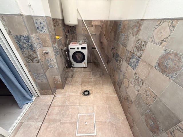 3 soveværelse Lejlighed til salg i Levante, Córdoba by - € 139.999 (Ref: 9851863)