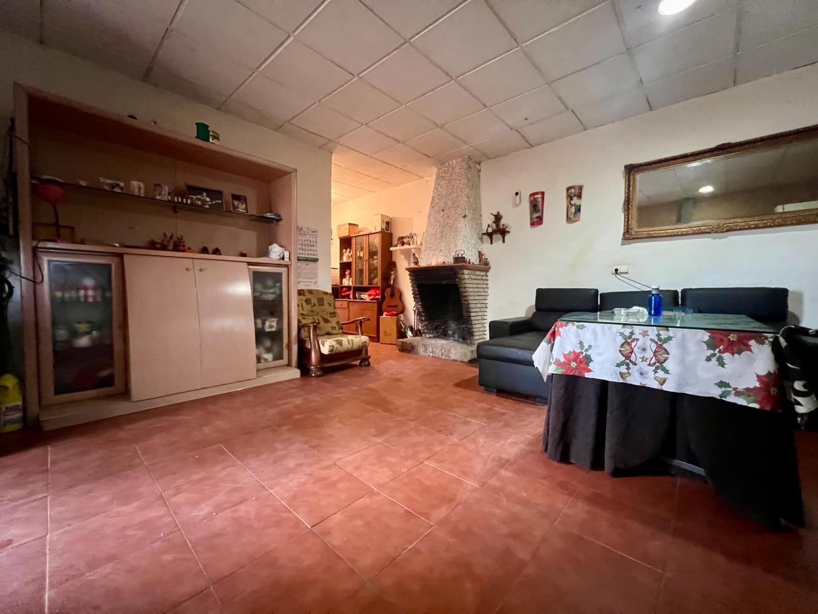 4 soveværelse Finca/Landehus til salg i El Higueron - € 79.000 (Ref: 9851864)