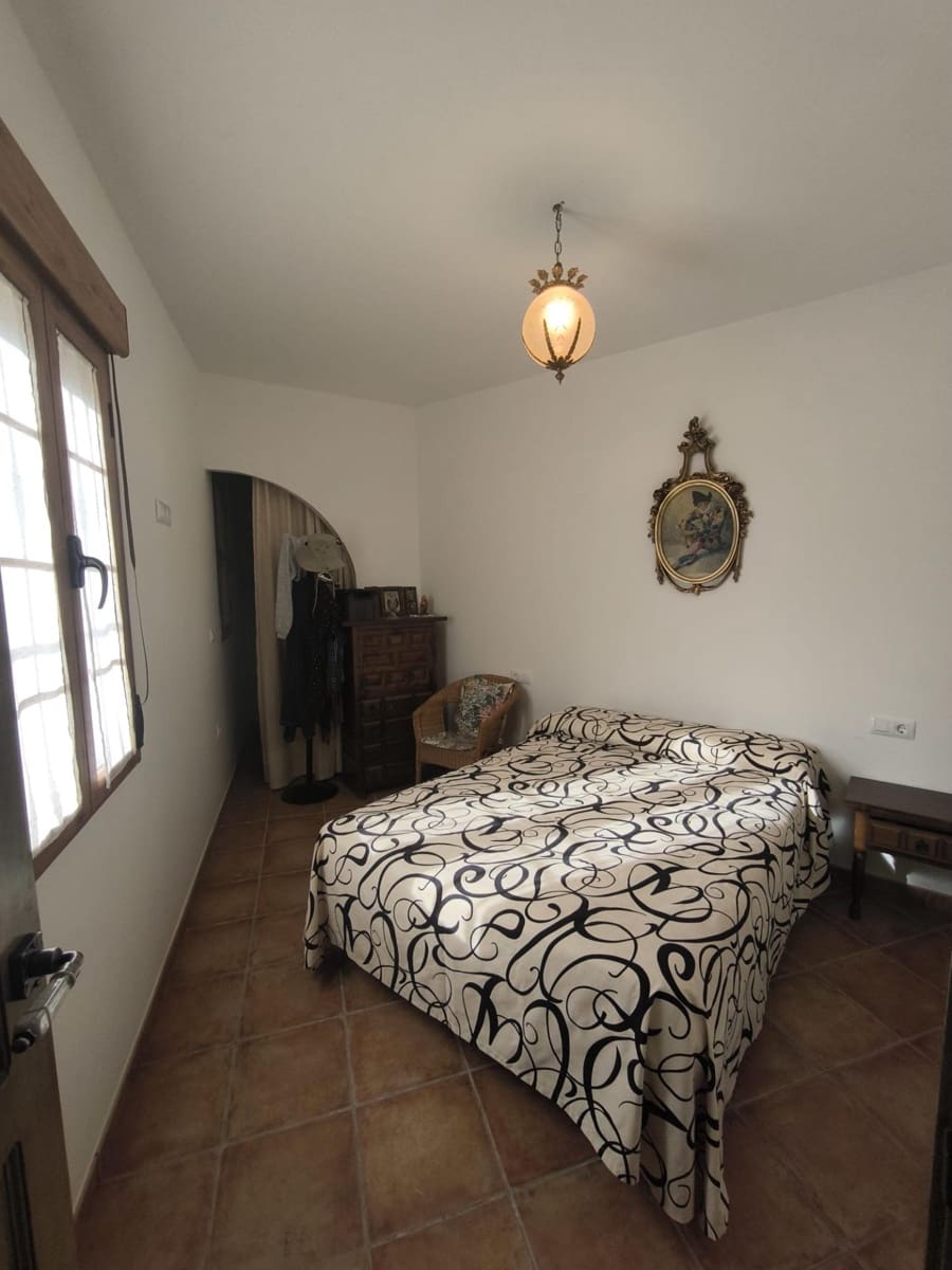 Casa de 4 habitaciones en Fuente Obejuna en venta con garaje - 120.000 € (Ref: 9851865)