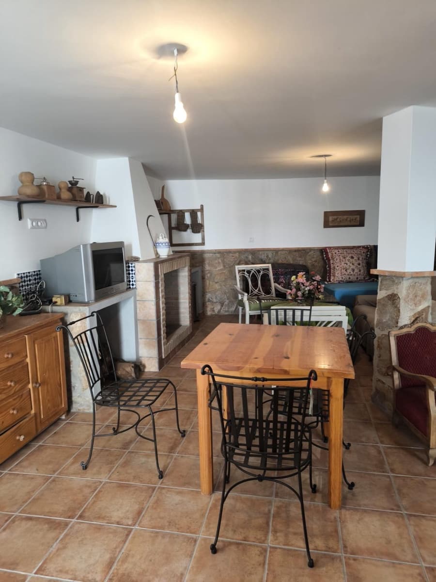Casa de 4 habitaciones en Fuente Obejuna en venta con garaje - 120.000 € (Ref: 9851865)