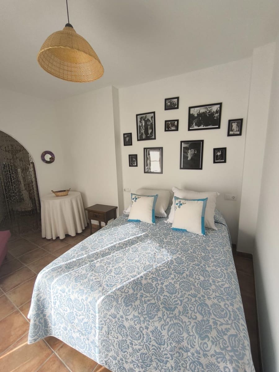 Casa de 4 habitaciones en Fuente Obejuna en venta con garaje - 120.000 € (Ref: 9851865)