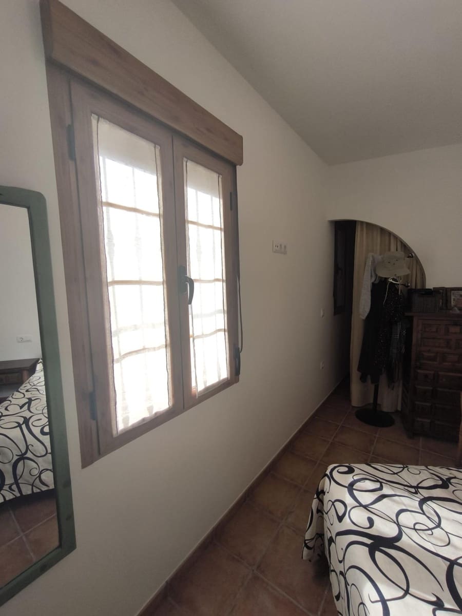 Casa de 4 habitaciones en Fuente Obejuna en venta con garaje - 120.000 € (Ref: 9851865)