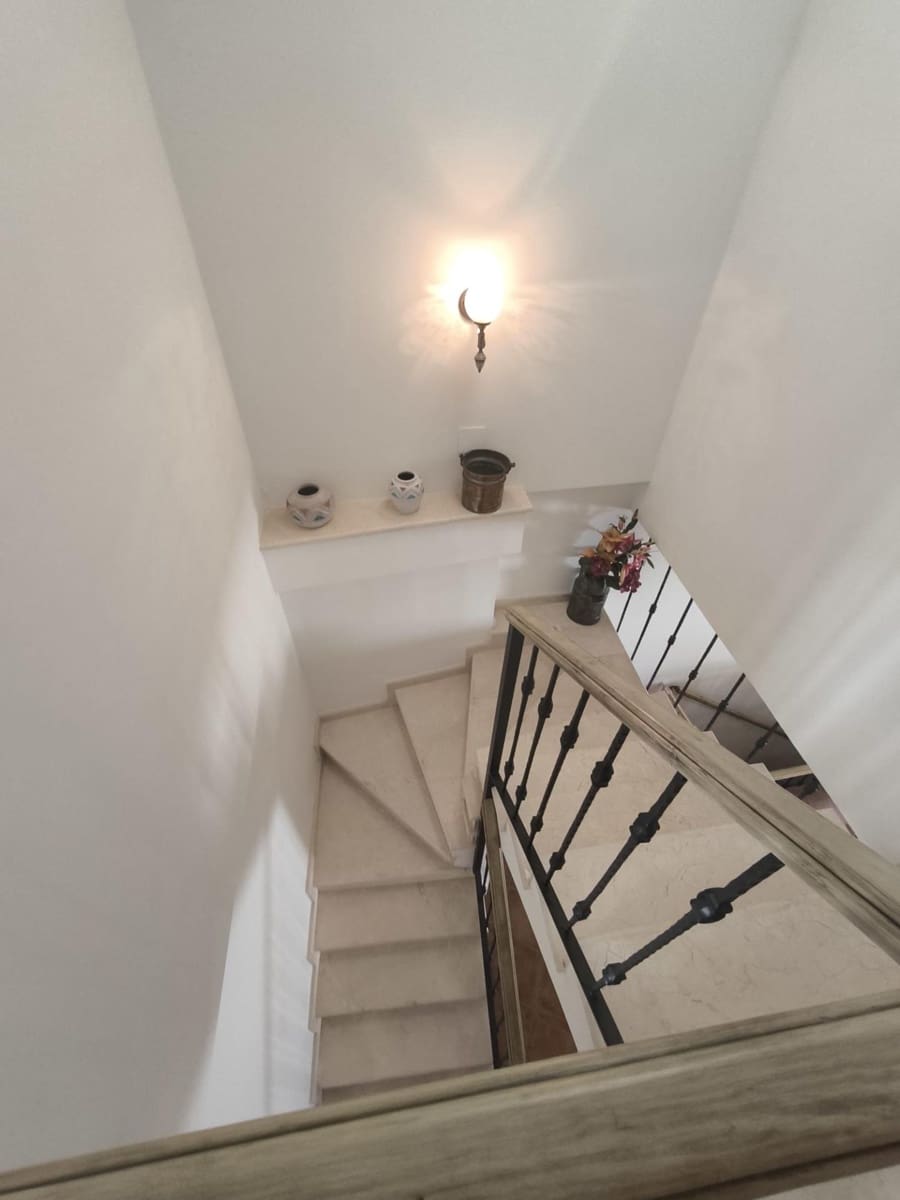 Casa de 4 habitaciones en Fuente Obejuna en venta con garaje - 120.000 € (Ref: 9851865)