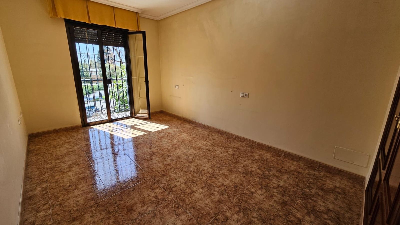 Casa de 5 habitaciones en Córdoba ciudad en venta con garaje - 309.900 € (Ref: 9857649)