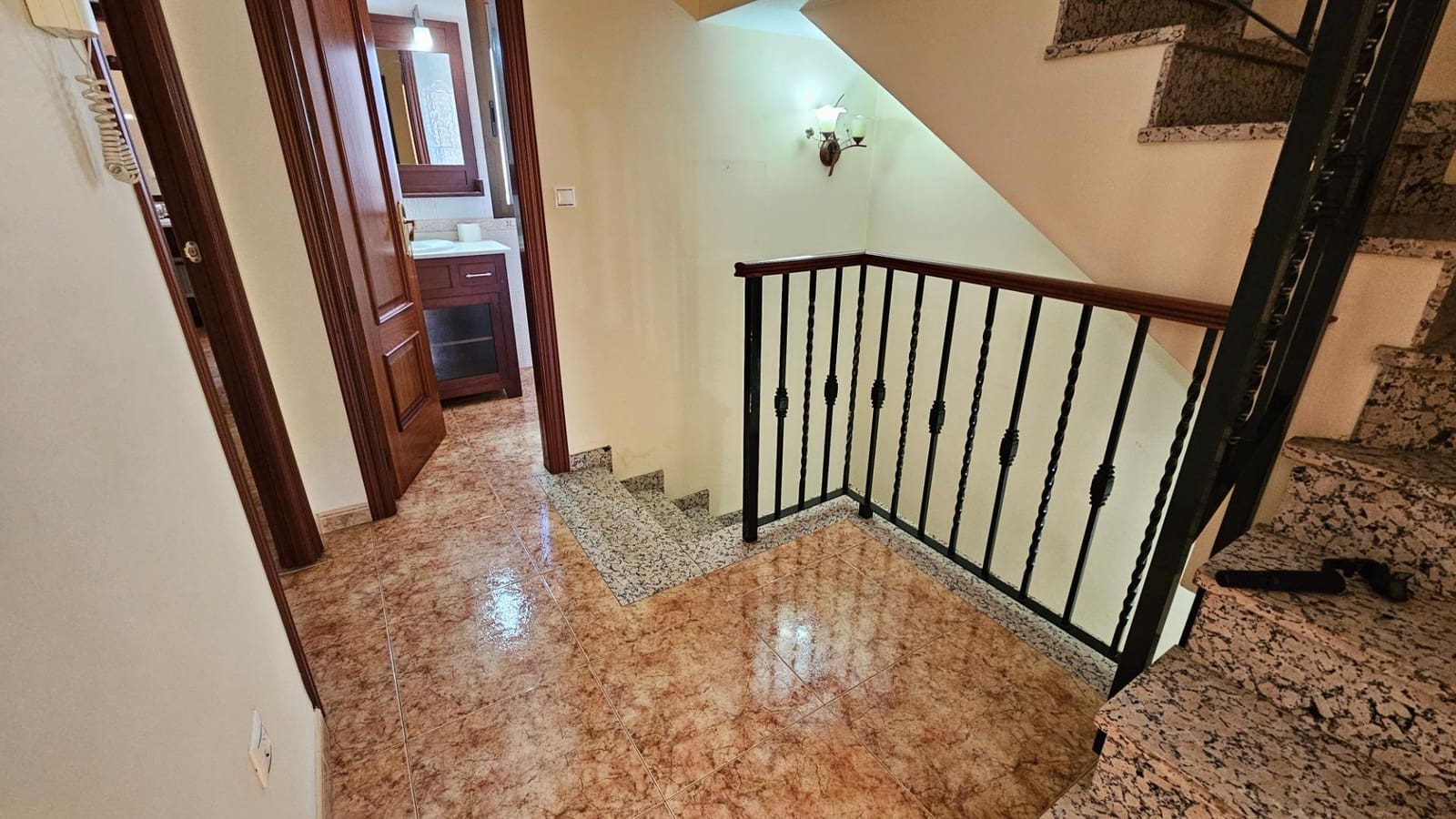 Casa de 5 habitaciones en Córdoba ciudad en venta con garaje - 309.900 € (Ref: 9857649)